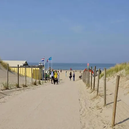 Modern Harbor-view In Scheveningen La Haya