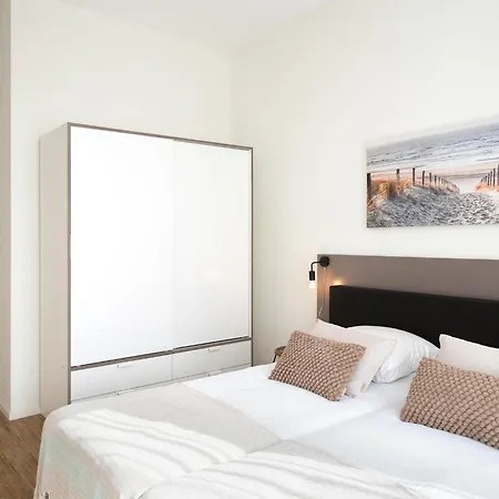 Modern Harbor-view In Scheveningen La Haya