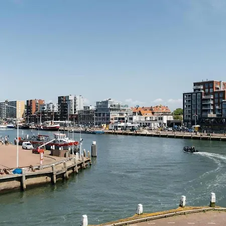 Modern Harbor-view In Scheveningen 海牙