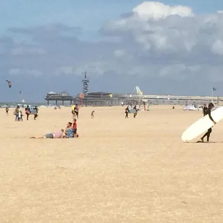 Modern Harbor-view In Scheveningen 公寓