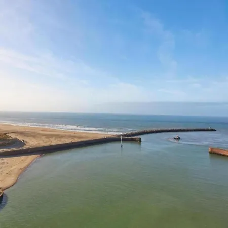 Modern Harbor-view In Scheveningen