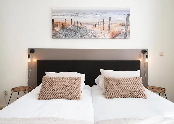 Modern Harbor-view In Scheveningen Haga