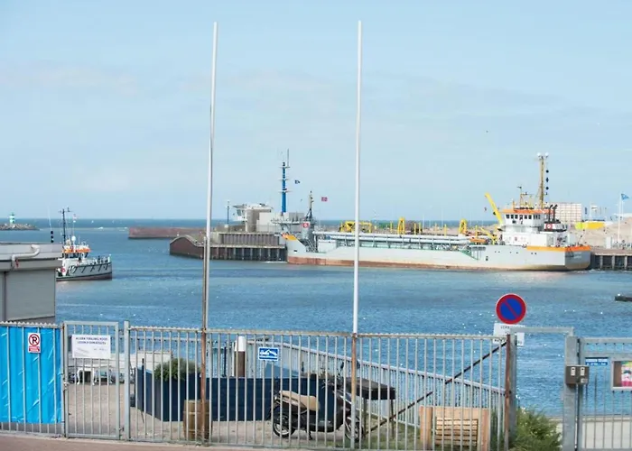 Modern Harbor-view In Scheveningen Haga