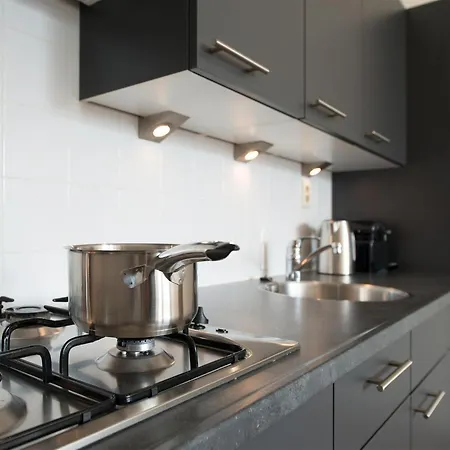 Modern Harbor-view In Scheveningen *