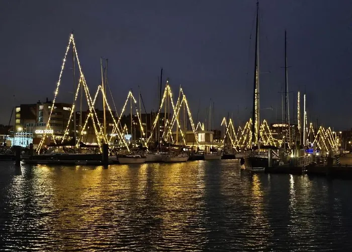 Modern Harbor-view In Scheveningen Hága
