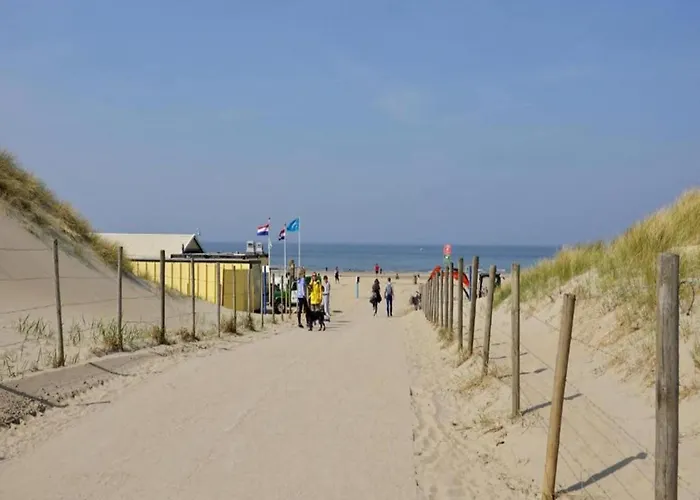 Modern Harbor-view In Scheveningen Hága